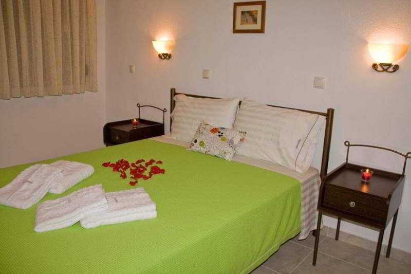 Agnanti Hotel 아피토스 외부 사진